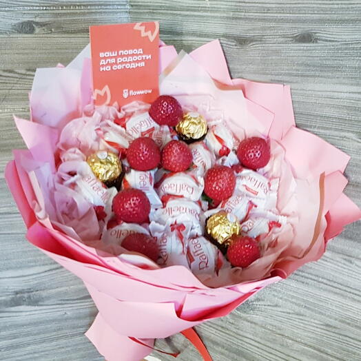 Букет маме - праздничный из конфет💝