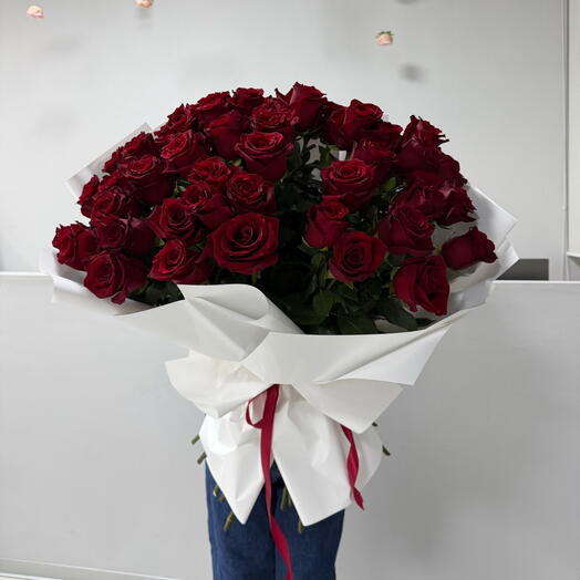 Букет из 51 метровой розы