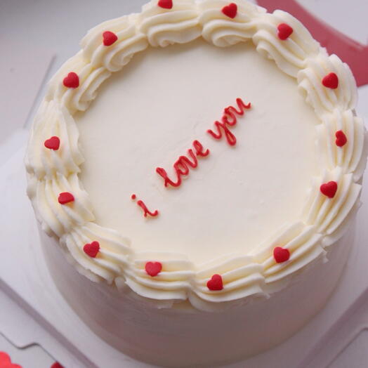 Bento cake "I love you" with ruffles