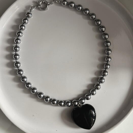 Колье Black heart