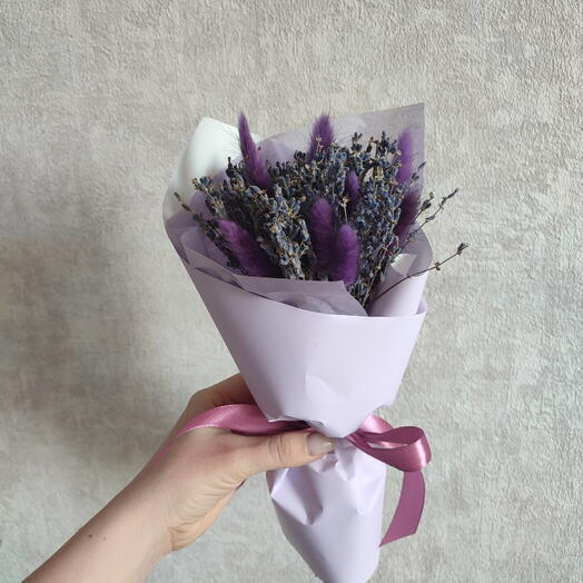 Bouquet of lavandine and lagurus