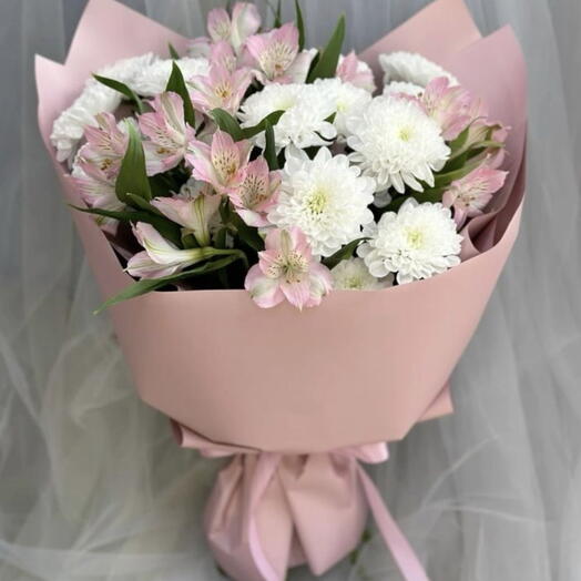 Букетик с хризантемой и альстрамерией💕💗