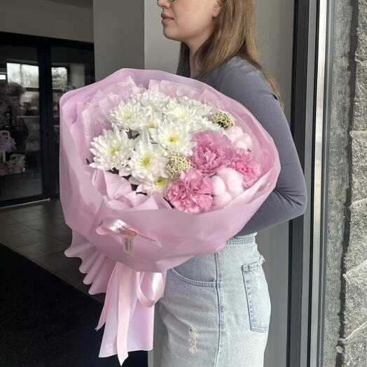 Нежный с пионом