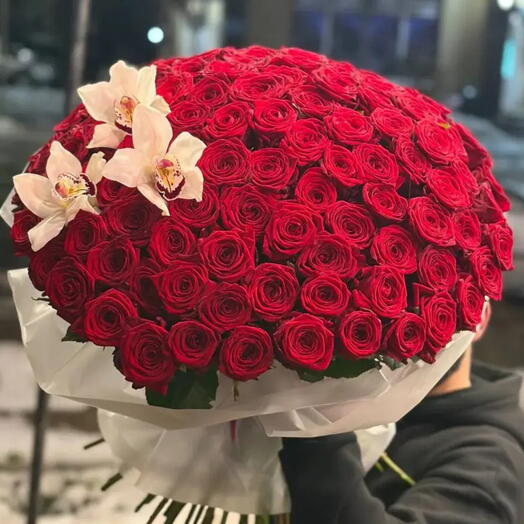 101 роза с орхидей 😍
