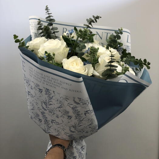 Букет нежность с белыми розами