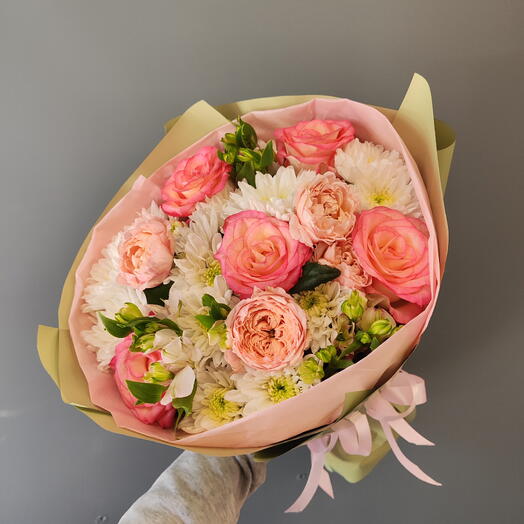 Букет с розовыми розами🌸