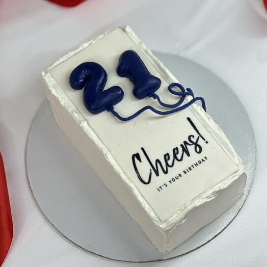 Торт «It s your birthday» на день рождения