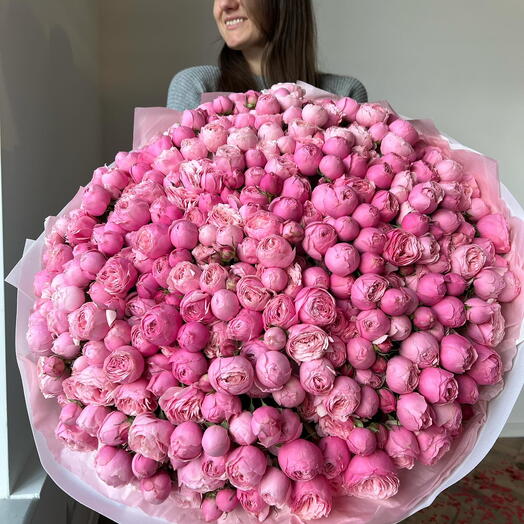 Букет из 101 кустовой розовой розы Silva Pink