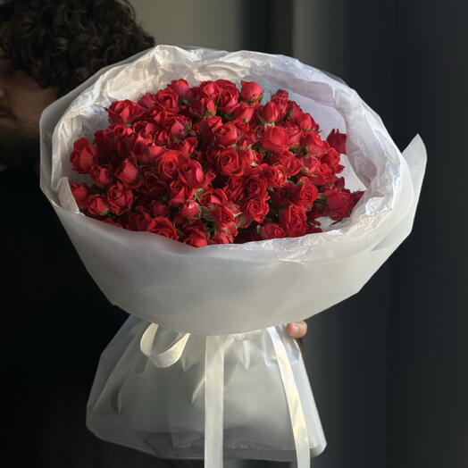 Монобукет из красной кустовой розы♥️