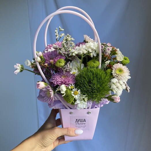 Цветочная композиция «Комплимент в сумочке»👛