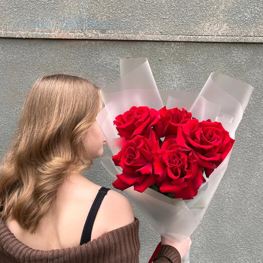 Букет из 5 ажурных роз