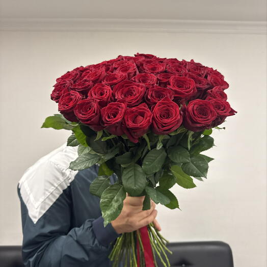 Красные розы под ленту 51 шт🌹🌹🌹
