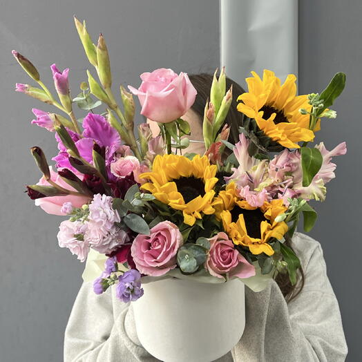 Композиция Микс Гладиолусов и Подсолнухи 🌼