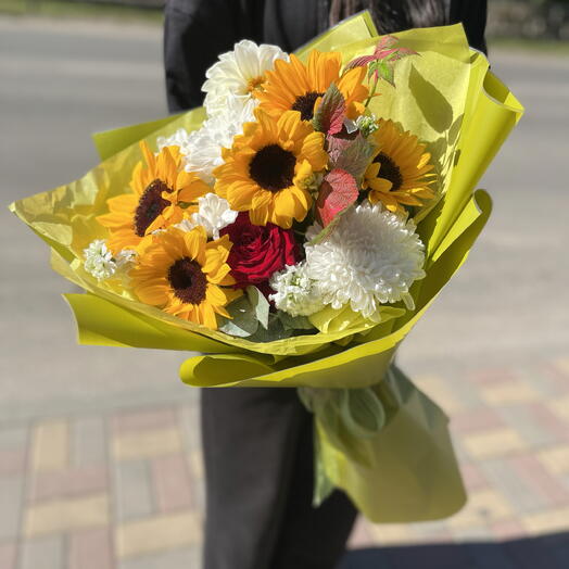 Букет из подсолнухов