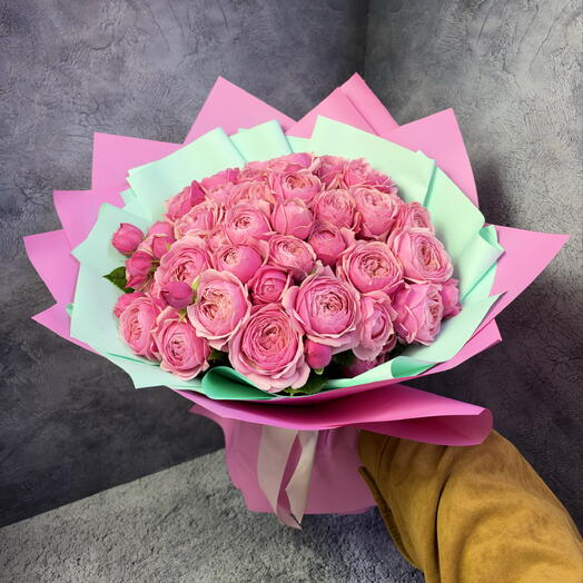 Монобукет кустовых роз «Rosia love»