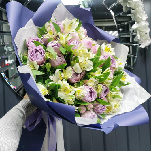 Лавандер и альстромерия💜