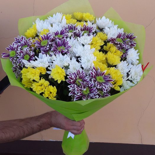 Spring bouquet from bushes of roses