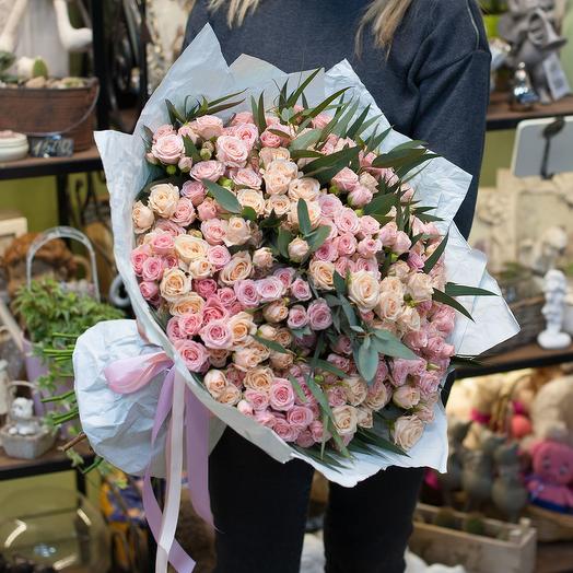 Ramo de rosas arbustivas " Esplendor"