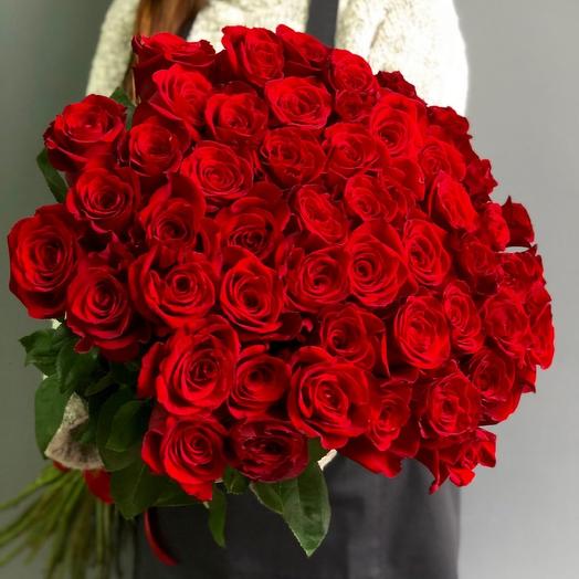 Ramo de 51 rosas rojas 50 cm