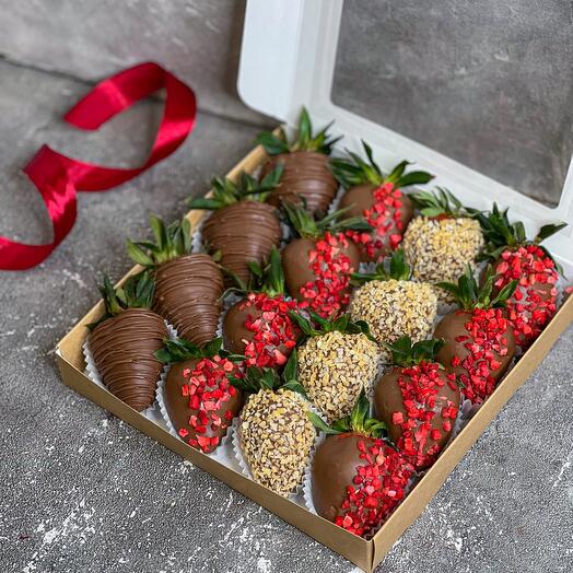 Клубника в шоколаде 16шт