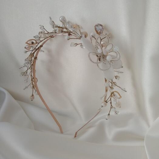 Tiara D01 de perlas, piedras naturales, nácar y zirconia cúbica