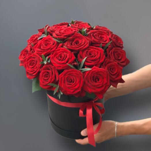 Box 25 красных роз