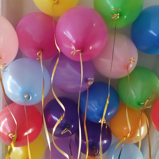 20 разноцветных шаров