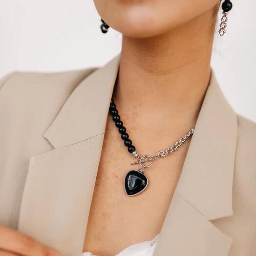 Ассиметричное колье из натурального агата