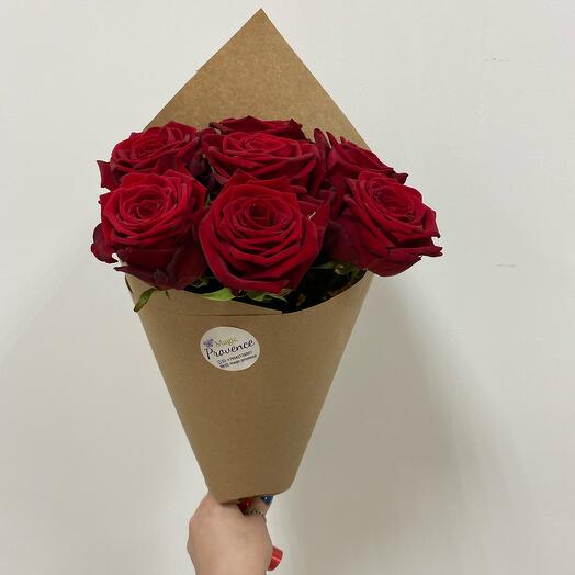 7 red roses in crafting