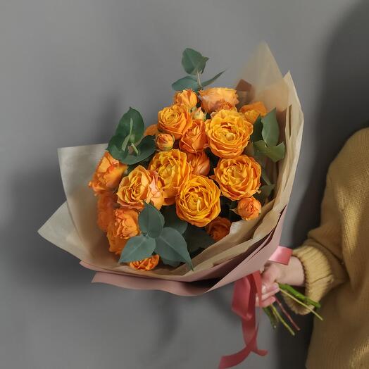 Peony-shaped Coral Bubbles Roses with Eucalyptus