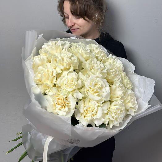 Сливочный букет с французскими розами (206)