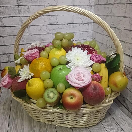 Корзина фруктов