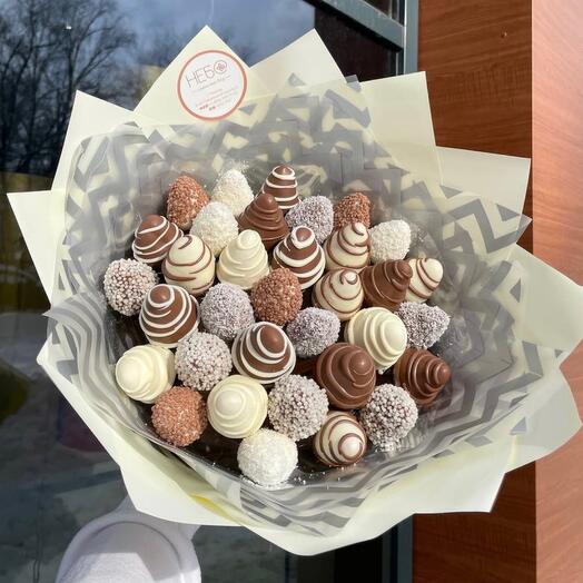 Клубника в шоколаде 600 White choco