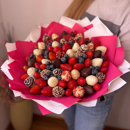 Клубничное ассорти