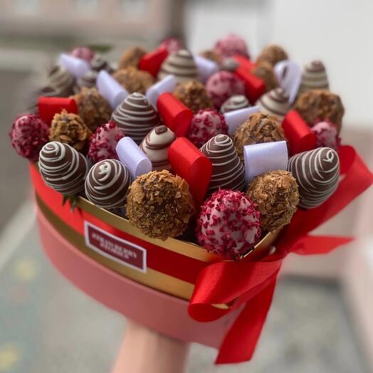 Бокс из клубники в шоколаде «I love you» на 14 февраля