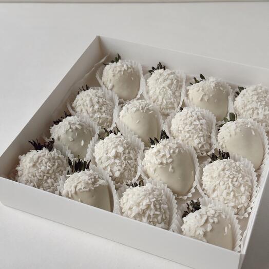 Клубника в шоколаде «Coconut - 16 ягод»