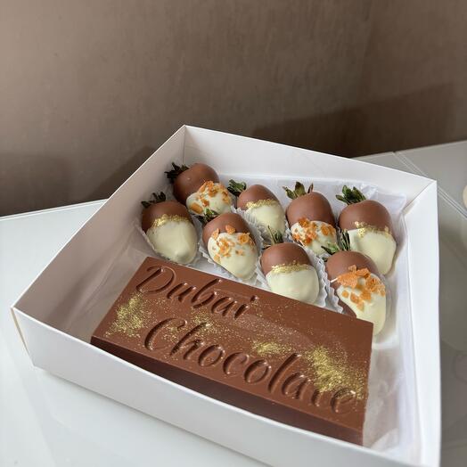 Клубника и дубайский шоколад