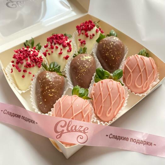 Клубника в шоколаде «Зефир» 9-12 шт