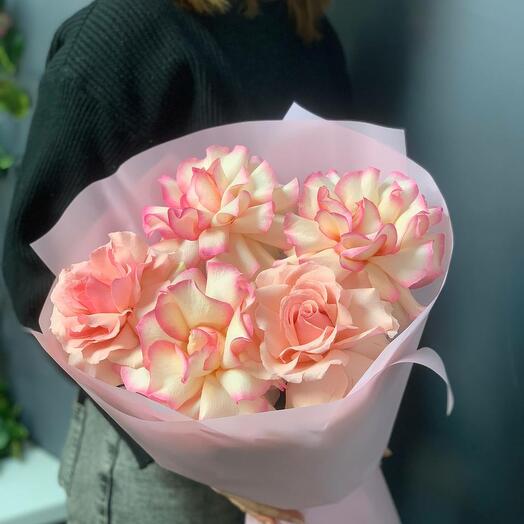 5 ажурных роз для любимой
