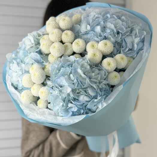 Blue hydrangeas and chrysanthemums Newton