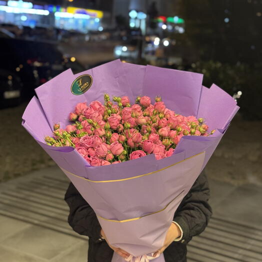 Spray roses белые розы🩷💜