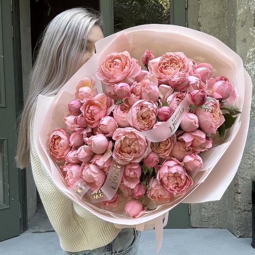 Букет из пионовидных роз Джульетта