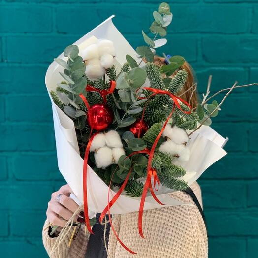 Букет из нобилиса (ель) и эвкалипта и бантиков