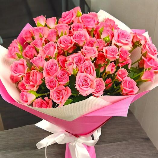 Ramo de 24 Rosas Ramificadas Rosadas – Belleza y Delicadeza en un Solo Obsequio