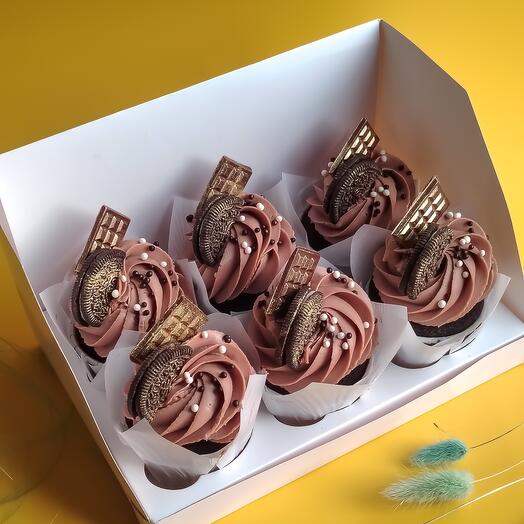 Набор из 6 шоколадных капкейков