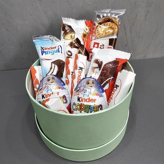 Коробка со сладостями Kinder