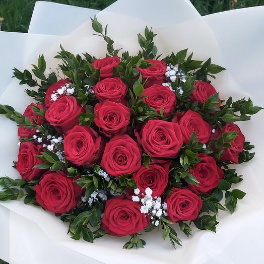 MEDIUM red roses bouquet