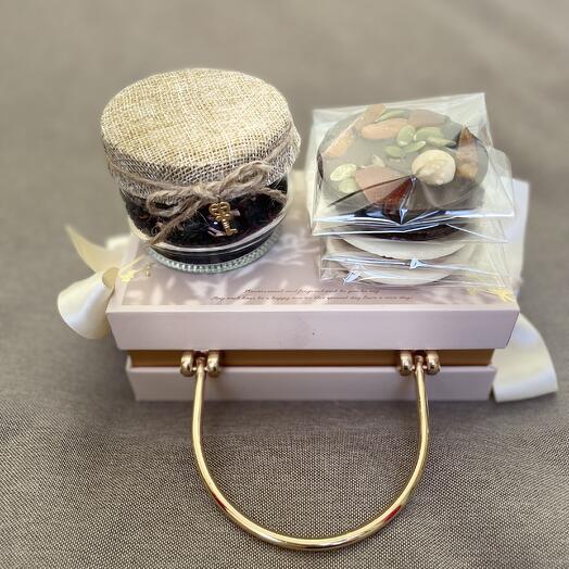 Tea and Chocolate Gift Set