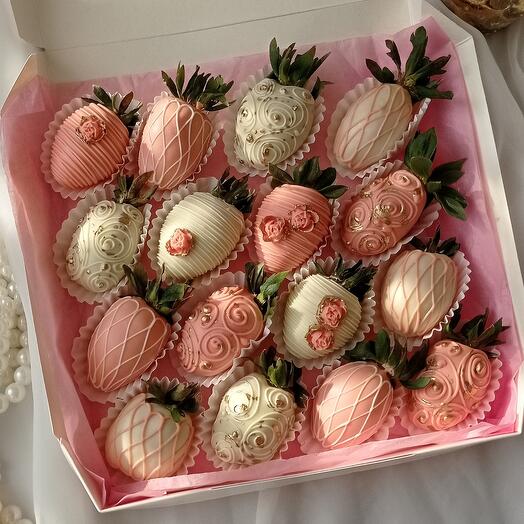 Царская клубника в шоколаде 16 ягод