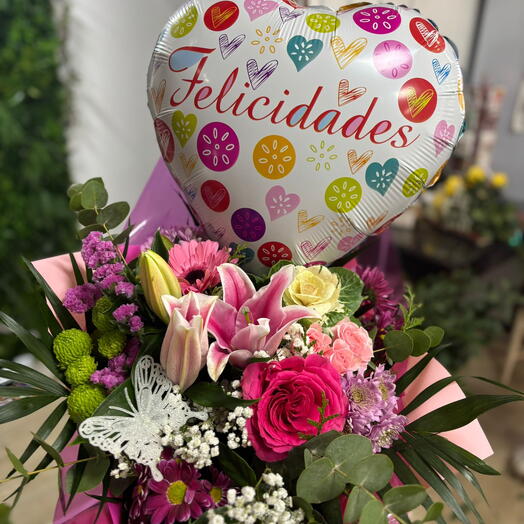 Ramo variado y globo